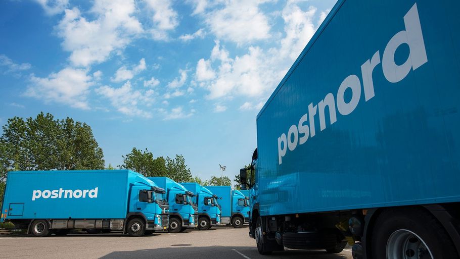 Raser Over Postnord: Pakke Leveret Flere Timer Væk – Ekstra Bladet