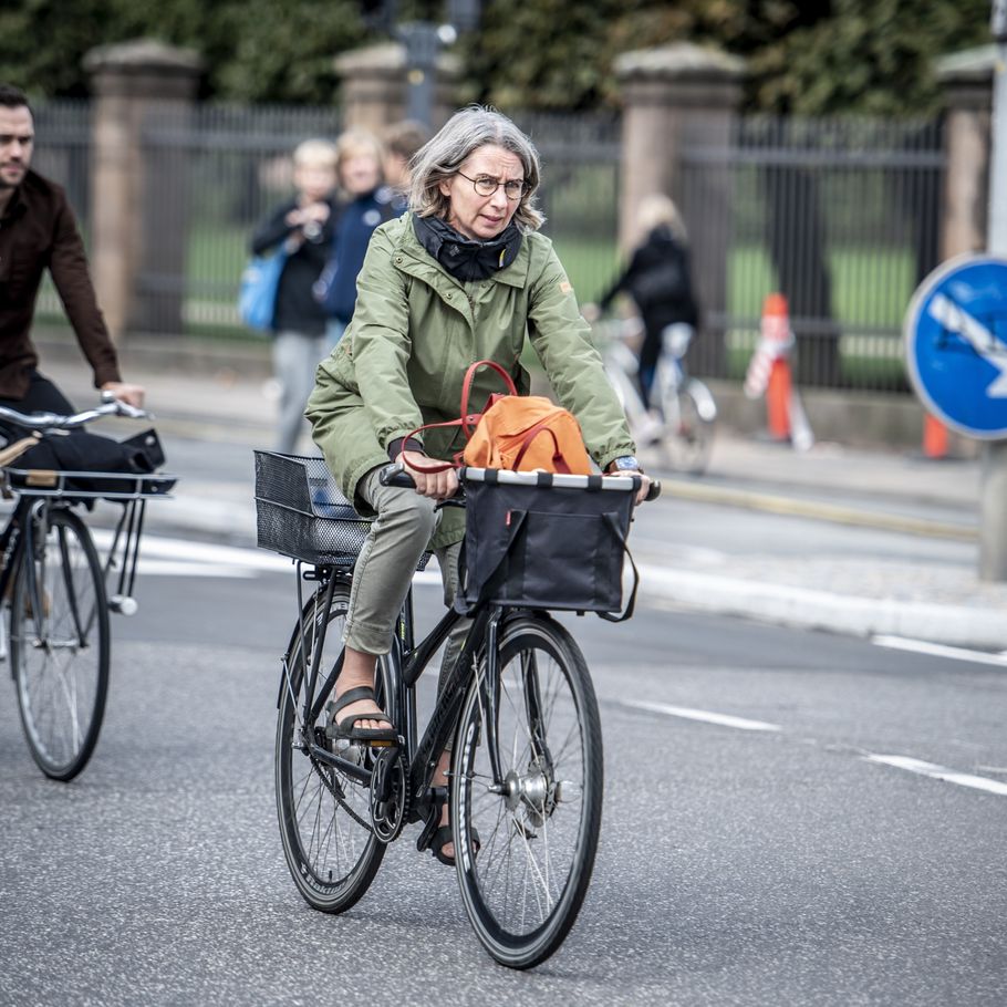 Sverige stopper salg af cykelhjelmen Hövding 3 permanent – Ekstra