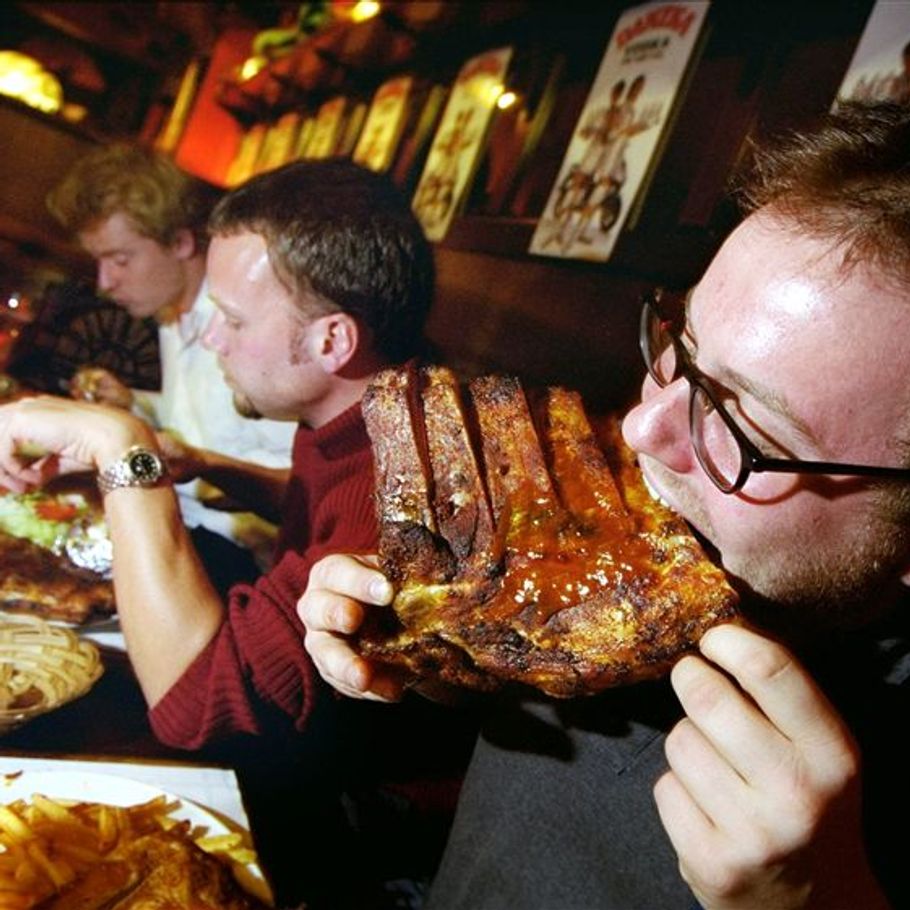 Sådan bliver du ribbet 560 kroner for et kilo spareribs