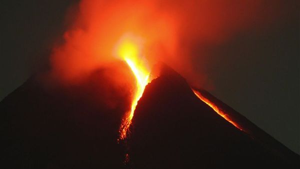 kig ind Pioner efterligne Vulkanudbrud på Comorerne – Ekstra Bladet