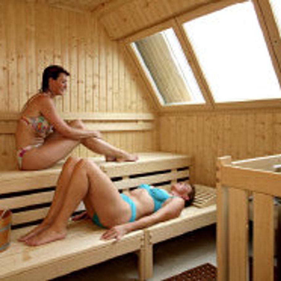 Mægtig fragment Kalksten Provinsby afviser at splitte køn i ny svømmehal: Vi laver kun én sauna –  Ekstra Bladet