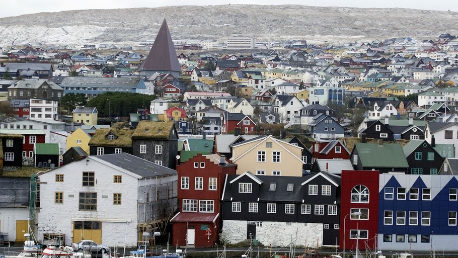 Myndighederne i Torshavn må skaffe andre pasningssteder, mens hærværket i daginstitutionen udbedres. (Foto: Thomas Borberg)