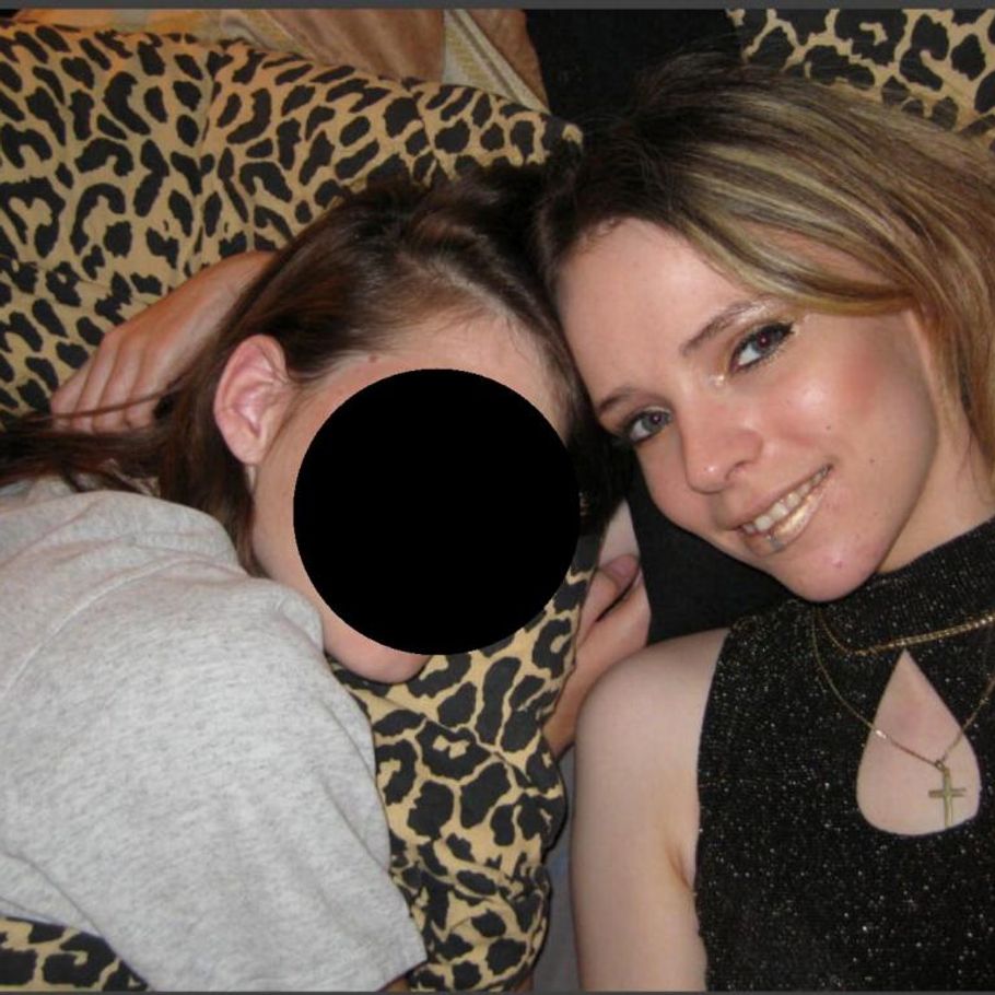 Slavetøs på 14 år i stald hos sexguru billede
