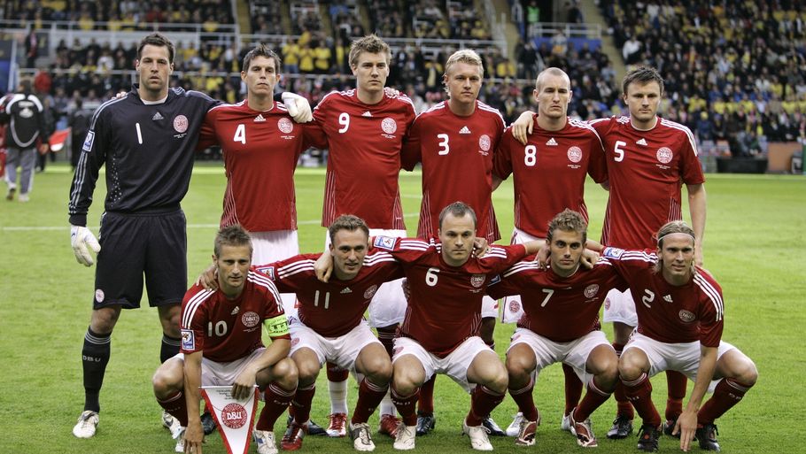 Det danske fodboldlandshold møder Holland, Cameroun og Japan ved VM i Sydafrika. (Foto: Jens Dresling)