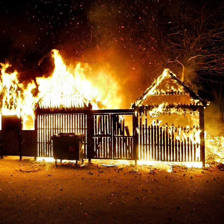 Eskorte til brandbiler i Ishøj Ghetto