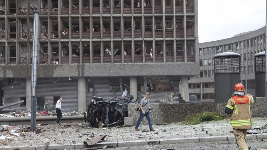 Bomben, der slog syv ihjel i Oslo i går, var højst sandsynligt sammensat af kunstgødning. (Foto: AP/Morten Holm)