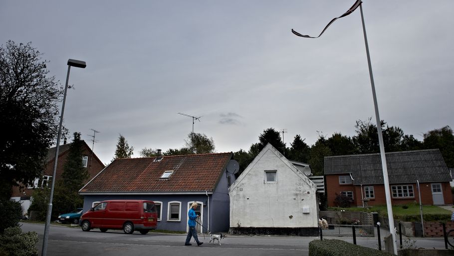 Nimtofte i det naturskønne Djursland er en yt-by, hvor ingen gider at købe hus. (Foto: Claus Bonnerup)