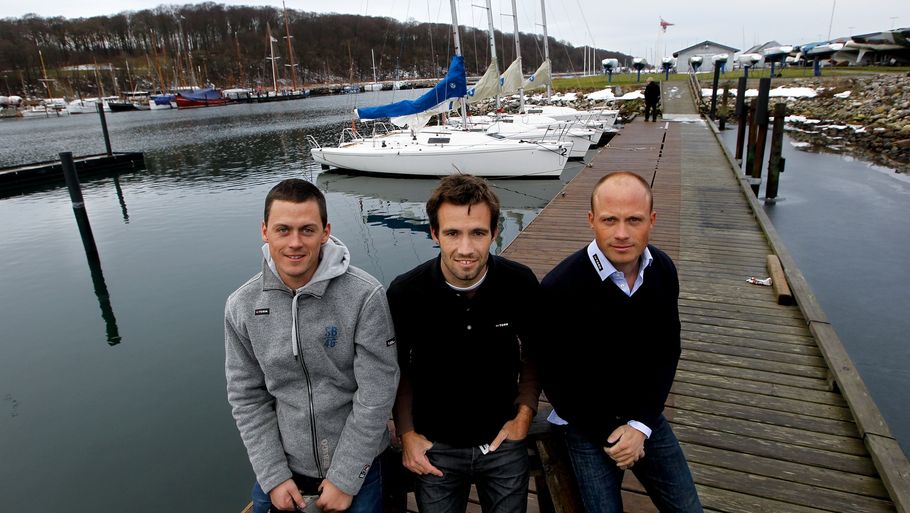 Jonas Warrer og Søren Hansen flankeret af træner Peter Hansen til venstre. (Foto: Ernst van Norde)
