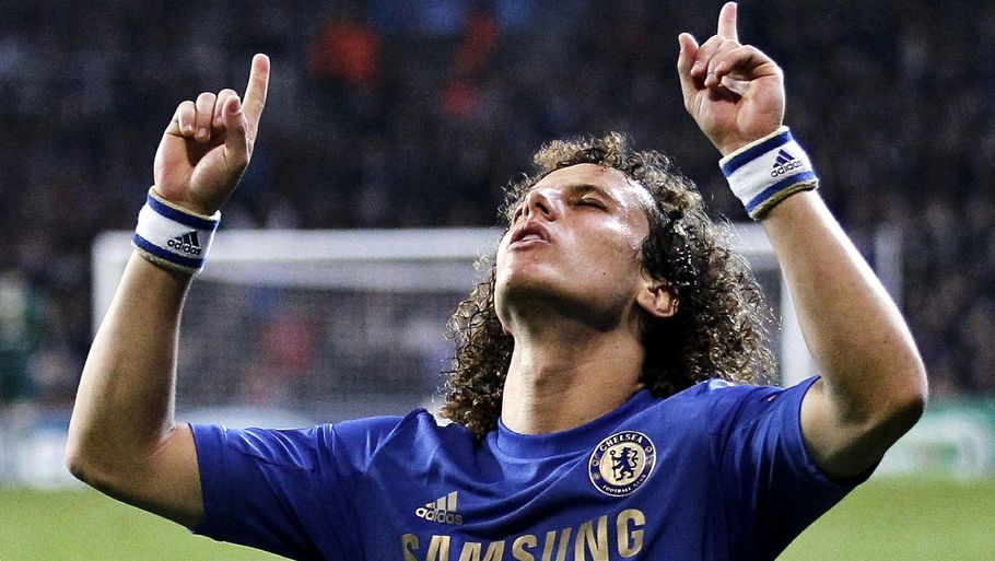 David Luiz rygtes væk fra Chelsea. (Arkivfoto: Jens Dresling)
