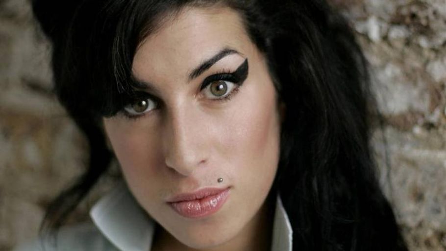 Amy Winehouse døde som 27-årig, men man skal ikke lægge noget videre i, at 27 er en farlig alder for musikere. (Foto: AP)