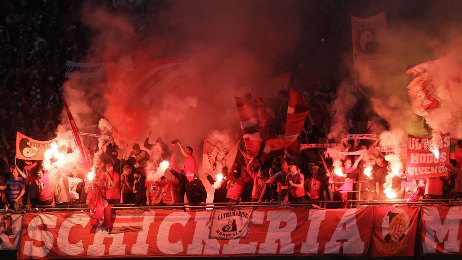 Bayern München fans under Champions League-finalen mod Dortmund (Foto: AP)