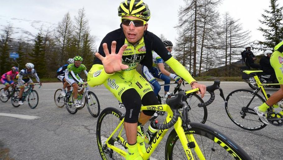 Det kniber lidt for Danilo Di Luca med at holde sig for doping-præparaterne. Han er netop testet positiv for EPO. (Foto: Corbis)