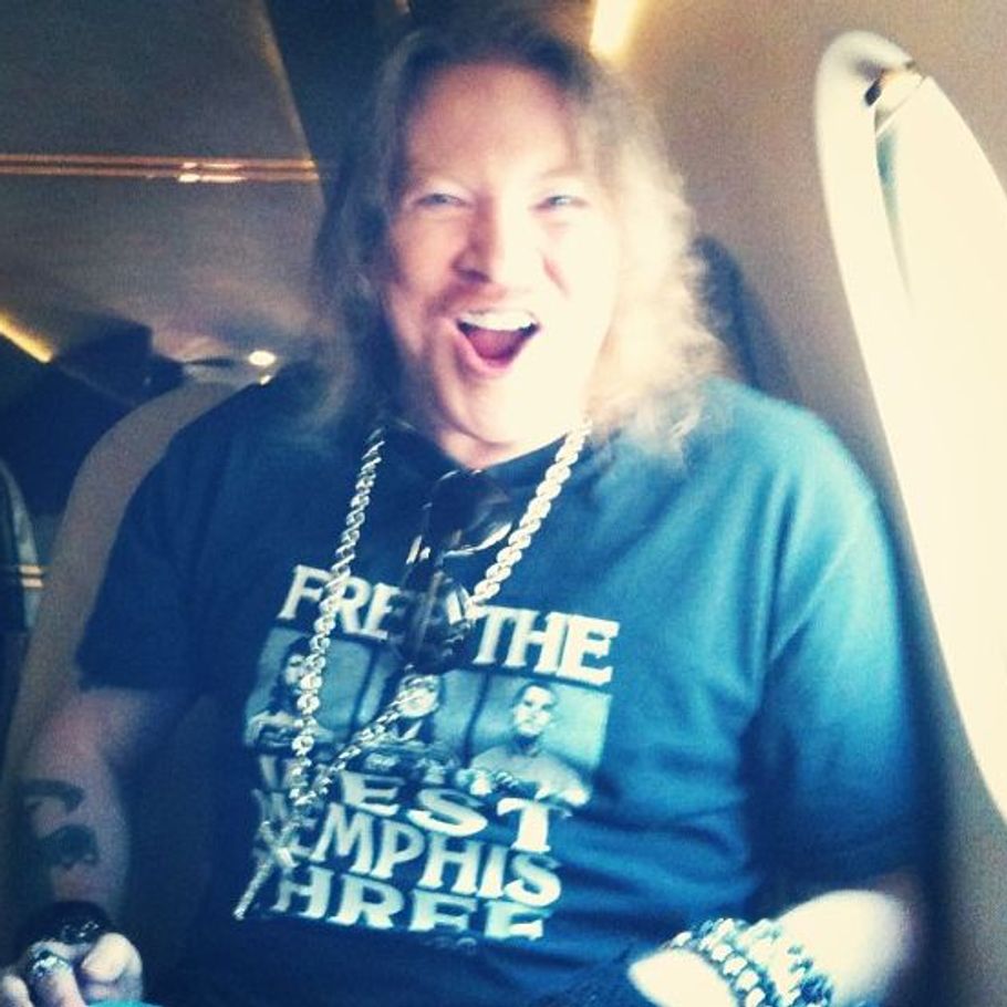 Dittes fede fødselsdag Hentet af Axl Rose i privatfly pic