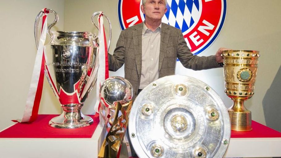 Jupp Heynckes med alle sine trofæer (Foto: AP)