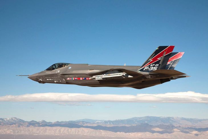 Lockheed Martin, der producerer F-35 Joint Strike Fighter, har hyret Lead Agency, som Michael Christiansen er medejer af, til at sælge deres kampfly til de danske politikere. (Foto: Lockheed Martin)