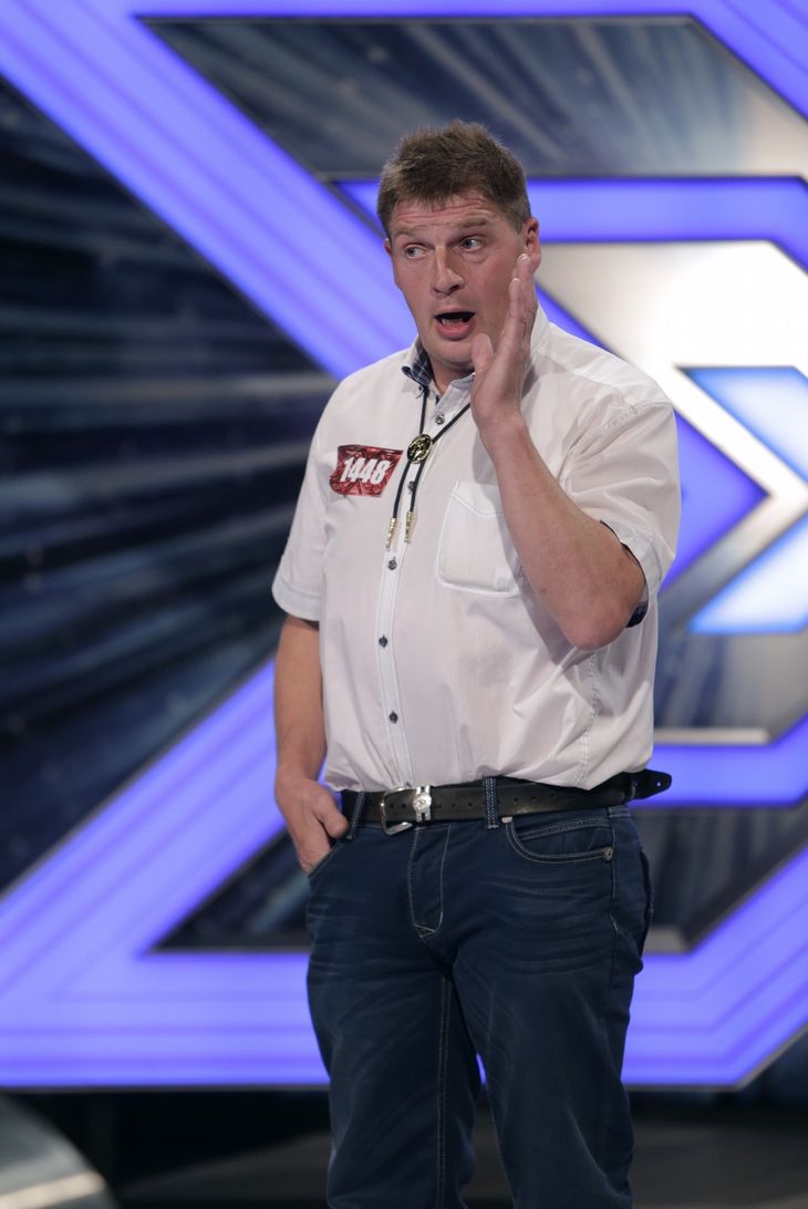 Tandløse Kaj var en af de uduelige aspiranter til X Factor, der i aften bliver smidt ud af programmet.(Foto: DR)
