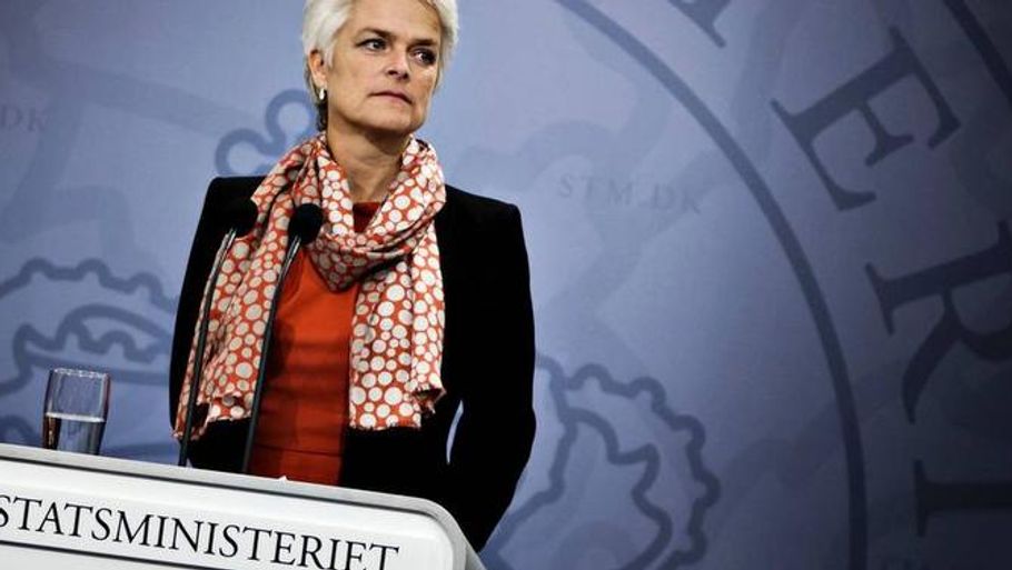 Socialminister Annette Vilhelmsen har hidtil ikke villet give en mulighed for at straffe kommunerne, når de bryder lovgivningen mod nødstedte danskere (Foto: Sisse Dupont).