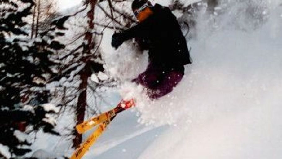 Lillebroderen Kasper Strange var tilsyneladende også dygtig til at løbe på ski. (Foto: Facebook)