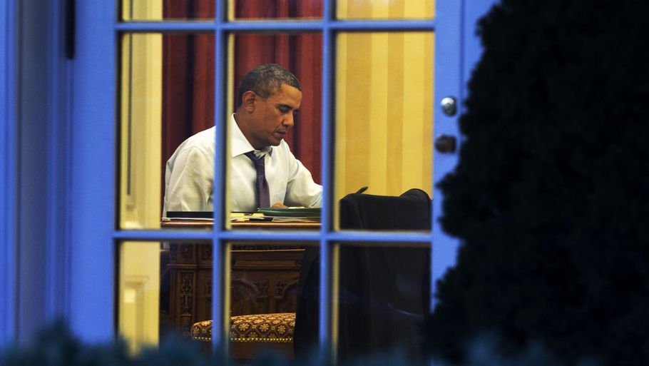 Præsident Barack Obama har arbejdet ihærdigt på sin tale, hvilket dette billede fra Det Hvide Hus' Instagram skal dokumentere. FOTO: AP