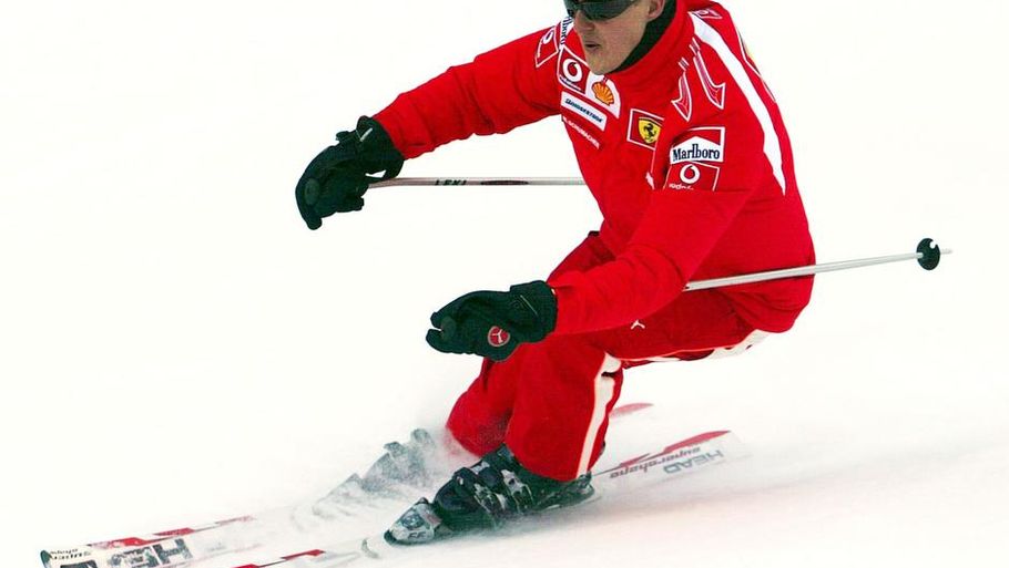 Eksperter er bekymret for Schumacher. Formel 1-legenden har ligget en måned i koma - det tyder på en svær hjerneskade. (Foto: AP)