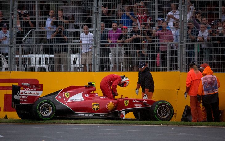 Det var Kimi Räikkönens uheld i slutnigen af Q2, som skabte Kevin Magnussen og flere andre kørere i dommernes søgelys. (Foto: Jan Sommer)