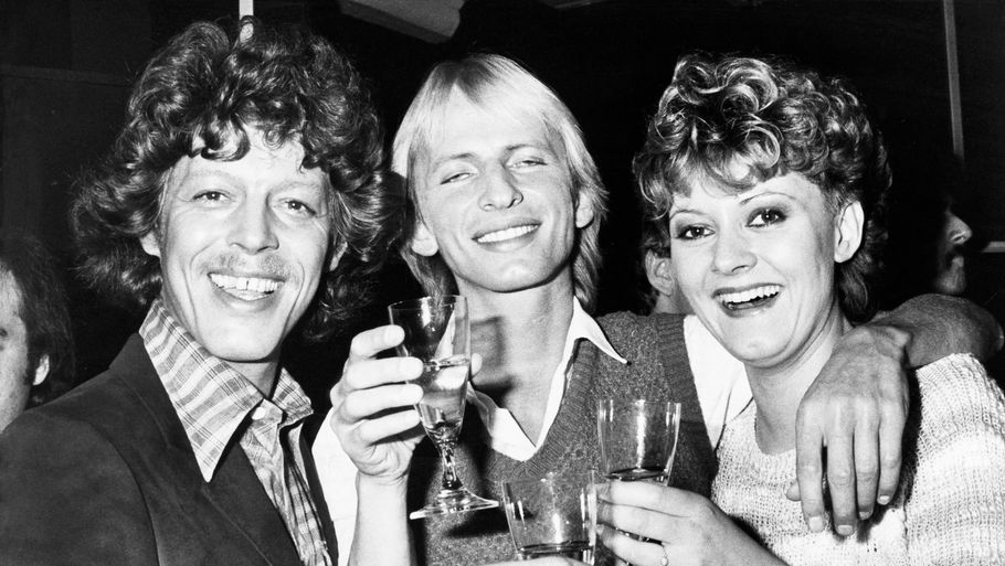 Jens Brixtofte (i midten) oplevede i start-80'erne, hvor hård musikbranchen kan være. Her er han fotograferet sammen med Anne Karin og Tommy Seebach. (Foto: Polfoto)