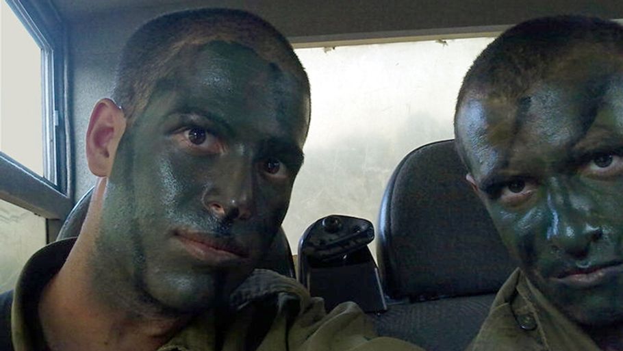 Over 2000 amerikanske soldater melder sig frivilligt til at kæmpe på Israels side (AP Photo/Courtesy Mike Fishbein)