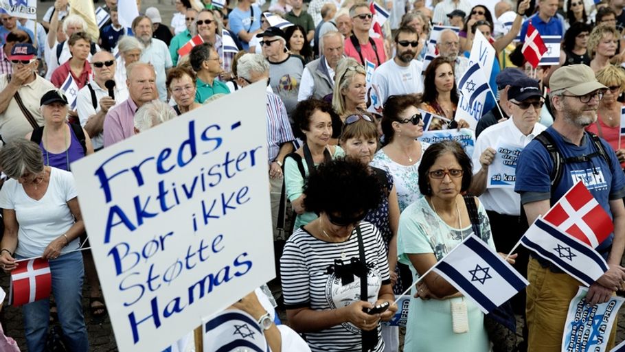 Danske jøder - og andre Israel-støtter - til en demonstration i sidste måned. (Polfoto)