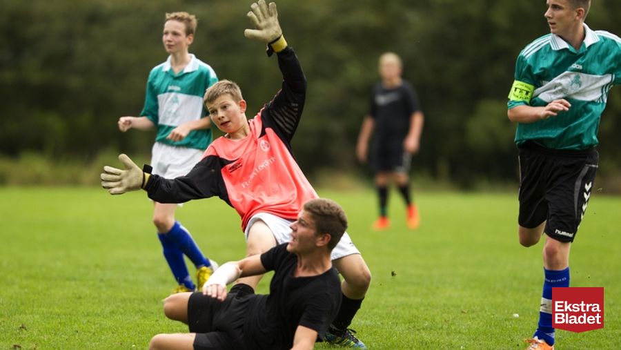 Stærkt Spillende Keeper Kun Passeret 13 Gange Ekstra Bladet 