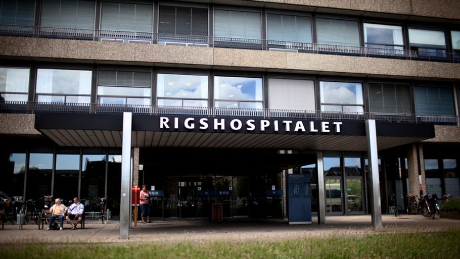 Mindst en af de tre tiltalte læger er tilknyttet en afdeling på Rigshospitalet i København. (Polfoto)