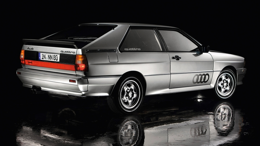Frem med checkhæftet - fra årsskiftet er der penge at spare på klassiske biler fra 1980. Vi finder de fedeste. (Foto: Audi)