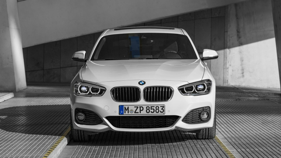 1-serien får et facelift, der blandt andet dropper øgle-forlygterne. Men hvad synes du, er den nye 1-serie flottere? (Foto: BMW)