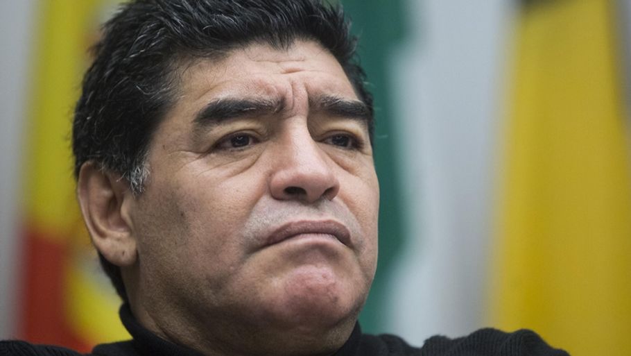 Diego Maradona har ikke sparet på de usunde vaner i løbet af livet. (Foto: AP)