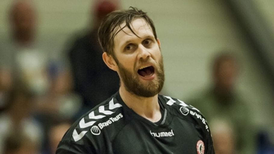 HC Midtjylland og Vignir Svavarsson rendte ind i en stribe skader og tabte til Tvis Holstebro. (Foto: Jens Panduro)