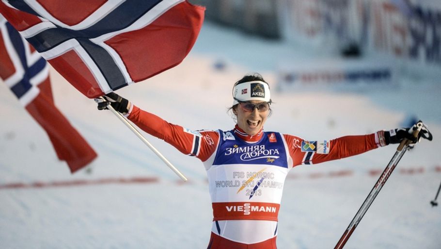 Marit Bjørgen kom igen først over målstregen. (Foto: AP)