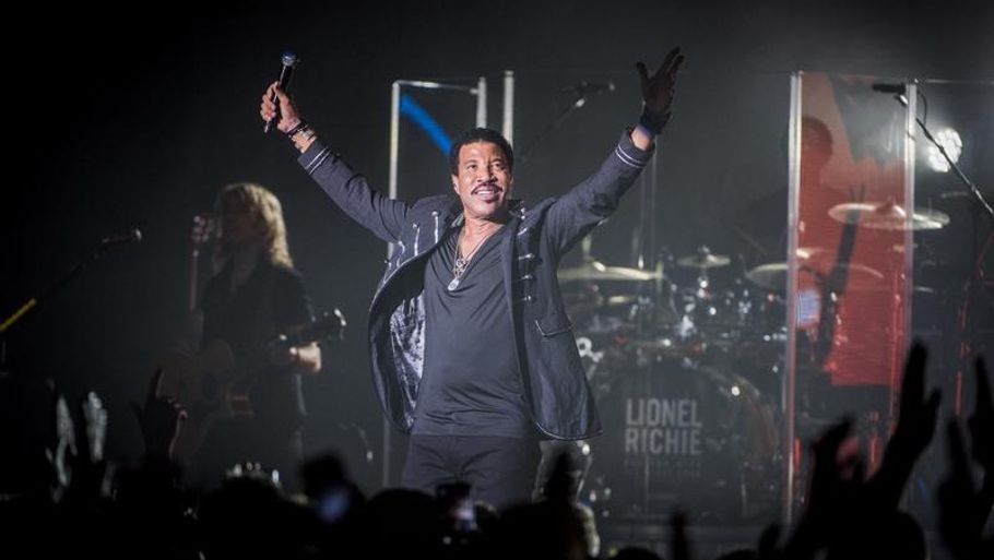 Lionel Richie blev modtaget med jubel af 3000 publikummer på Frederiksberg. (Foto: Sebastian Buur Gunvald)