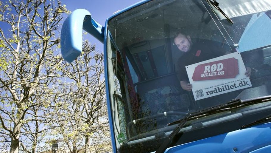 En passager endte i et ophidset e-mail-skænderi med driftschefen hos busselskabet Rødbillet.dk. Foto: Polfoto