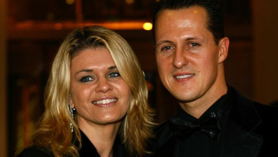 Michael Schumacher med fru Corinna. (Foto: AP)