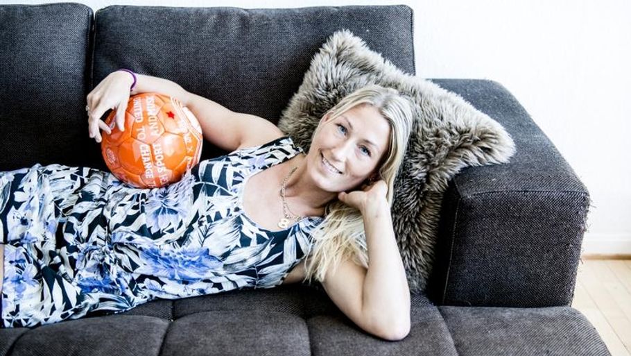 Ekstra Bladet har besøgt Brøndbys anfører, Theresa Nielsen, til en snak om fodbold, Brøndby og de omtalte numse-billeder på Instagram. (Foto: Linda Johansen)