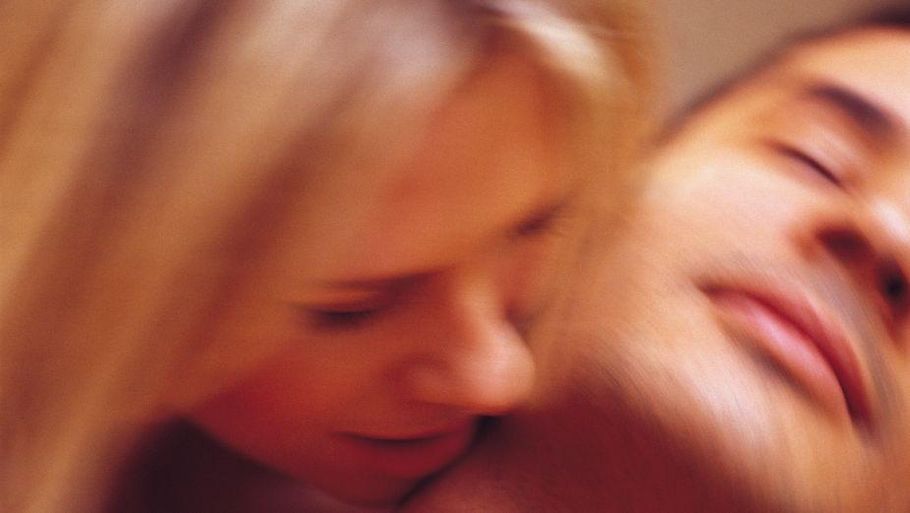 Kan man(d) virkelig skille orgasme og udløsning ad? Og kan man derved være i stand til at få den ene nydelsesfulde, livgivende orgasme efter den anden - uden at få udløsning? Få svaret her. (Foto: shuttestock.com)