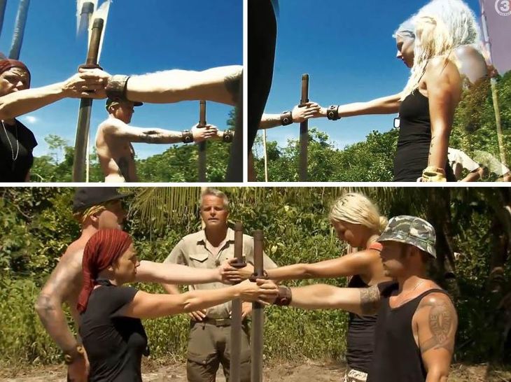 Hov! Først holder Monique og Mark sværdet med højre hånd - siden venstre hånd. (Fotograp: TV3)