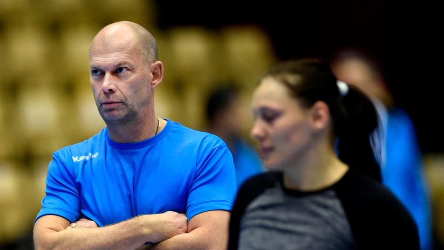 Tomas Ryde styrer Rumæniens træning i Boxen. Foto: Lars Poulsen