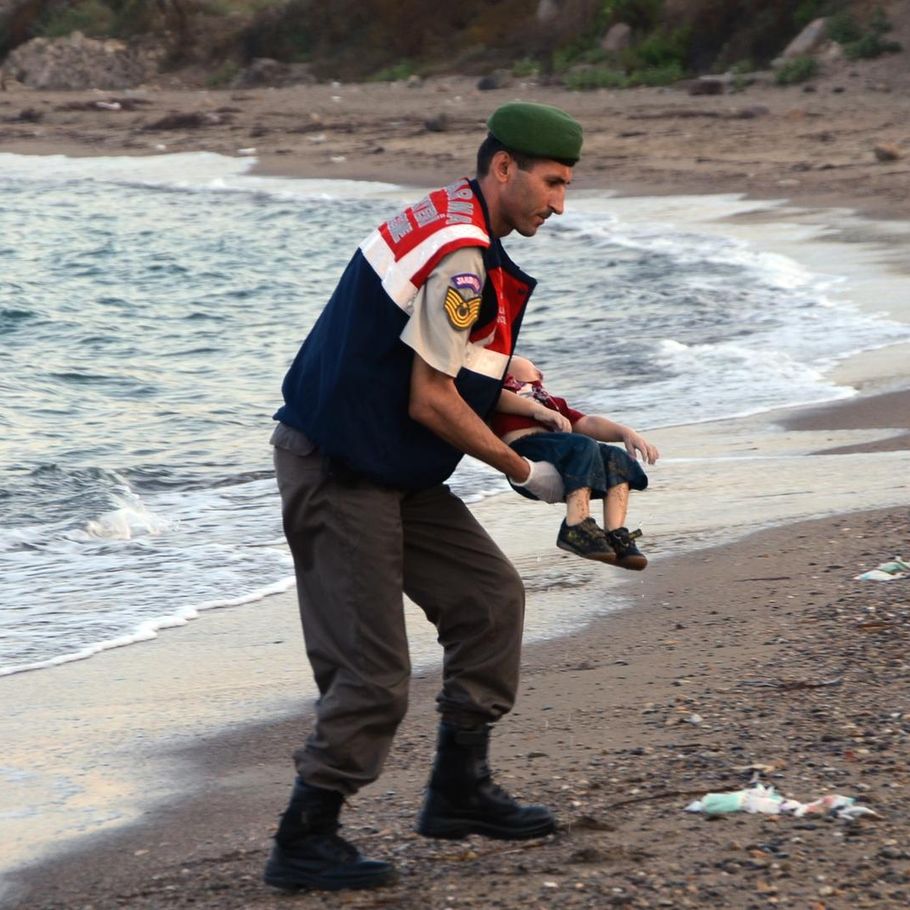 Husker du lille Aylan Kurdi? Sådan har hans familie det i dag pic