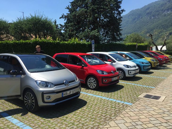 VW ruller syv nye farver ud til Up, hvor der nu er 13 at vælge imellem. Foto: Jens Overgaard 