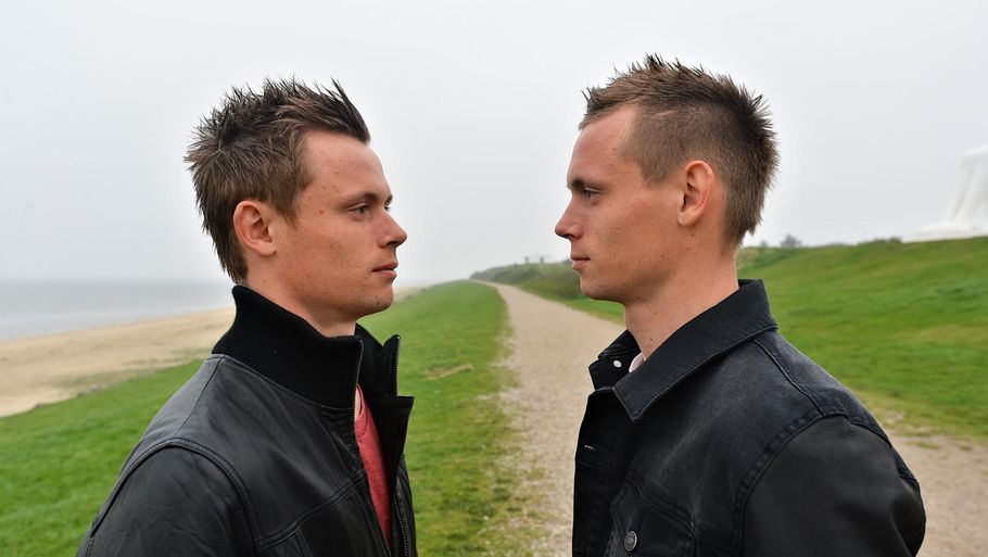 Peter og Jacob Ankersen er tvillinger, men det er kun Peter og FCK, der kommer i Europa næste år. Foto: Ernst van Norde