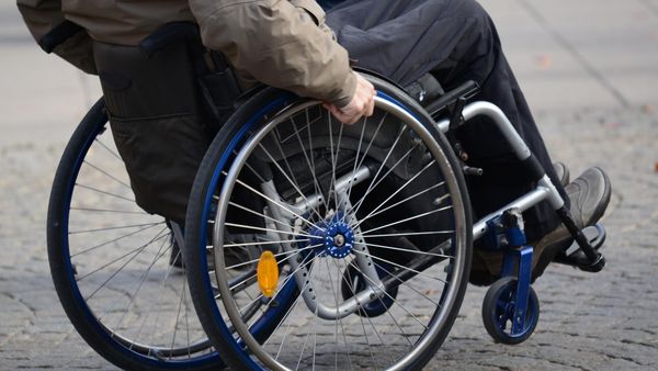 igen gjorde det At regere Sad 43 år i kørestol på grund af en forkert diagnose – Ekstra Bladet
