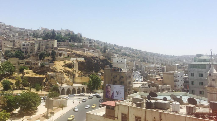 Amman er betegnet som en af de mest vestligt-orienterede byer i Mellemøsten. Det betyder dog ikke, at skandinaviske turister undgår stirrende blikke fra nysgerrige jordanere. Foto: Privat
