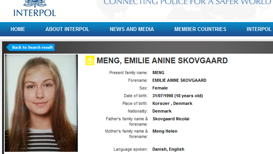 Emilie Meng fra Korsør er også efterlyst via Interpol, og der er kommet et par henvendelser fra Tyskland og Sverige, siger efterforskningslederen. Grafik: Interpol