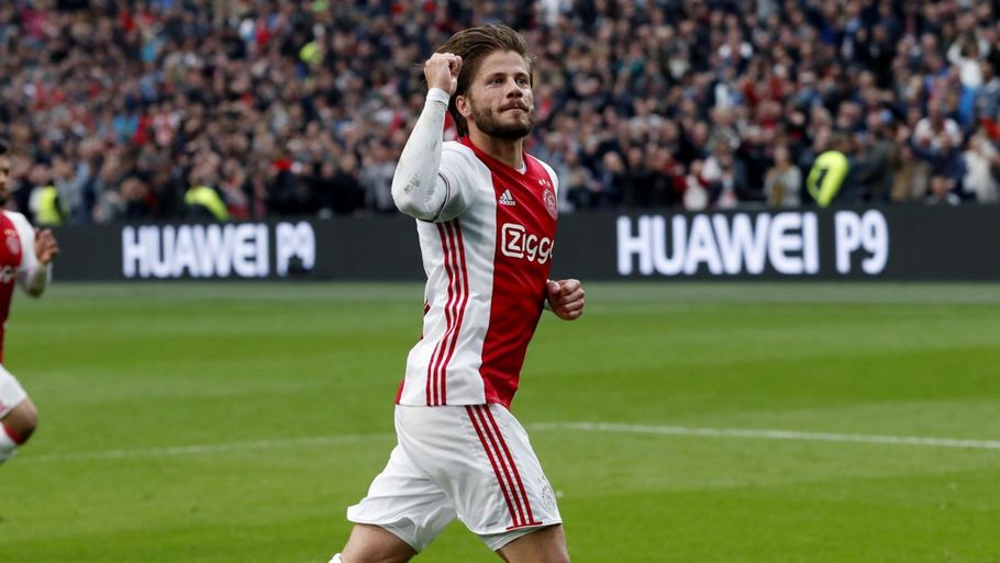 Lasse Schöne var på pletten, da Ajax vandt 3-2 over Utrecht. Foto: Pro Shots
