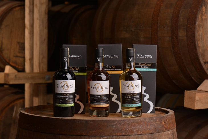 Stauning producerer tre forskellige typer whisky - Traditional, Peated og Young Rye. Foto: Stauning Whisky